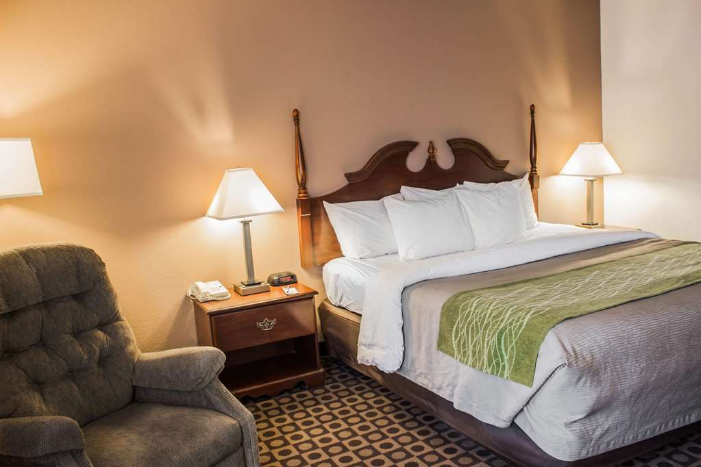 Quality Inn High Point - Archdale Номер фото